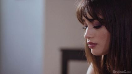 Замужняя итальянка села верхом на толстый елдак симпатичного босса №1