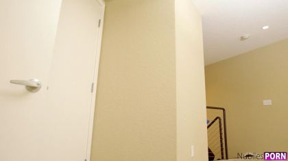 Рыжий кудрявый парень отымел в разных позах свою ненасытную соседку №2