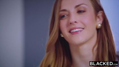 Встреча с двумя неграми привела девку к траху в жопу №1