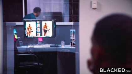 Встреча с двумя неграми привела девку к траху в жопу №2