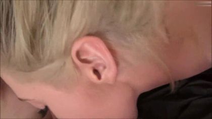 Грудастая блондинка хорошо сосет мужу и раздвигает ноги №7