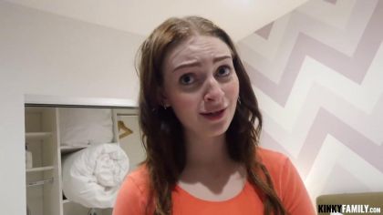 Скромная сучка рискнула прокатиться на члене лучшего друга №2