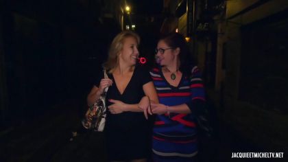 Подруги отхватили для секса мускулистого жиголо №2