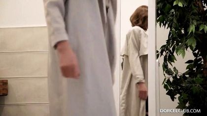 Пьяная в черном корсете кончила от больших членов в заднем проходе №1