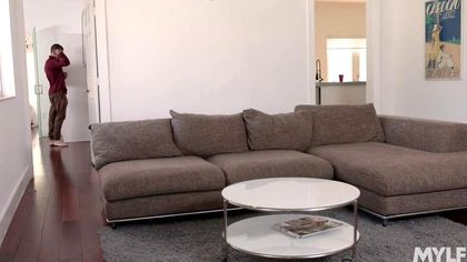 Парень помог любимой побрить ватрушку и проткнул ее здоровым хуем №1