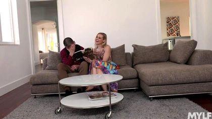 Парень помог любимой побрить ватрушку и проткнул ее здоровым хуем №3