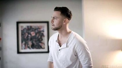 Качок доминирует над сисястой подругой и грубо таранит хуем ее бритую писю №1