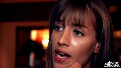 Горничная будит туриста в отеле и принимает хер в мягкой пилотке №2