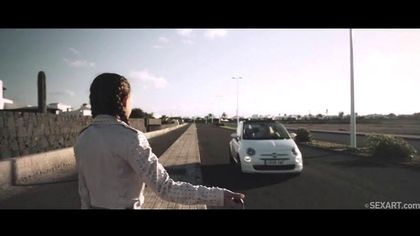 Студент будит нежным куни подругу и ложится на нее сверху, вводя хер в писюлю №9