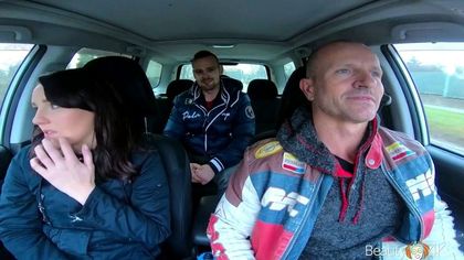 Муж позволил жене поебаться с мускулистым художником в студии №2