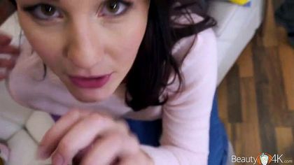 Муж позволил жене поебаться с мускулистым художником в студии №3