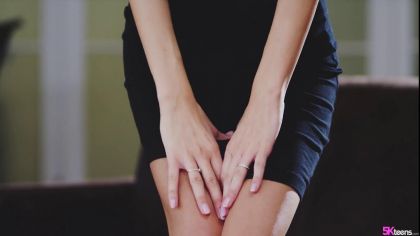 Голая сучка ждет мужа с работы для ебли №1