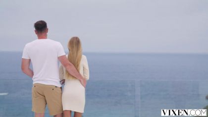 Любовники трахаются в отеле на курорте до оргазма №1