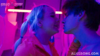 Заглотчица страстно сосет и просит секс раком №3