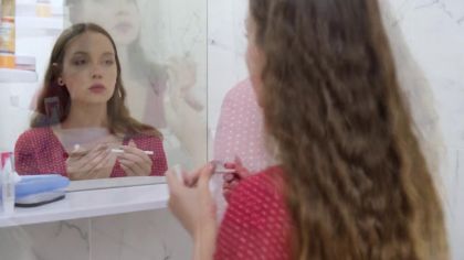 Красотка приняла ванную и нежно отсосала член №6