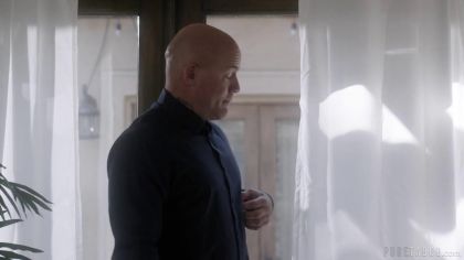 Худая сучка дала папке лизать киску и трахать №2