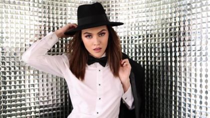 Лесби трутся письками и лижут друг другу №1