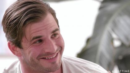 Пробует тройничок с женой и ее сестрой при первой возможности №2