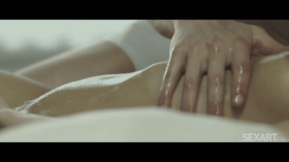 Эротично трахает любимую с самого утра №3