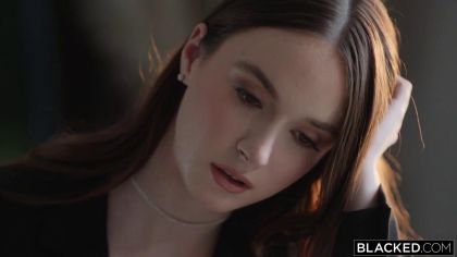 Вылизала яйца негра для жаркого перепиха №1