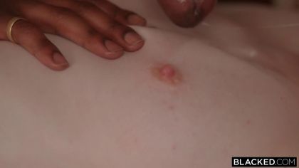 Вылизала яйца негра для жаркого перепиха №10