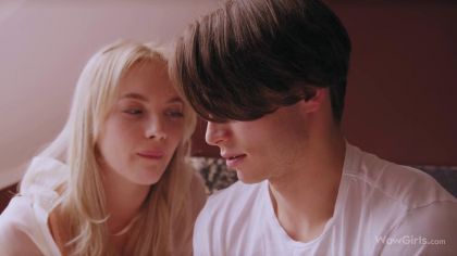 Эротичный трах блондинки с накачанным парнем №1