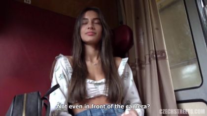 Ебет в поезде любопытную незнакомку №5