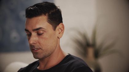 Стройная сучка с подстриженной писькой просит оргазма №1