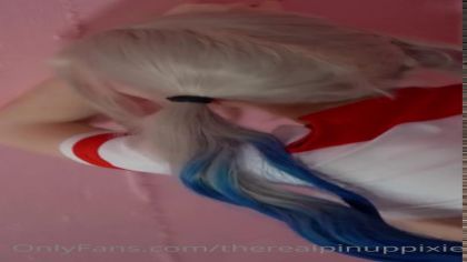 Ебет блондинку между сисек и в письку до упора №5