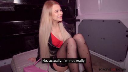 Снял блондинку для ебли с завязанными глазами №2