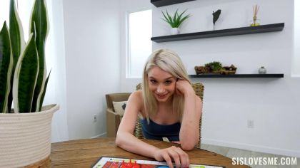 Девушка просит куни и секс от родного брата №1