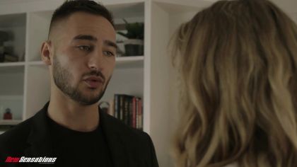 Студентка в юбке наслаждается членом друга №1