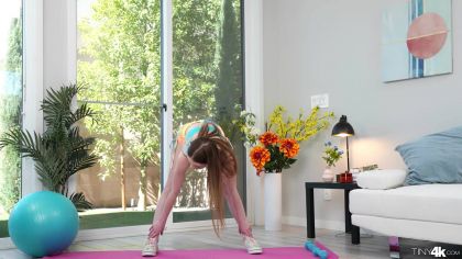 Дикая потребность засадить молоденькой фитоняшке №1