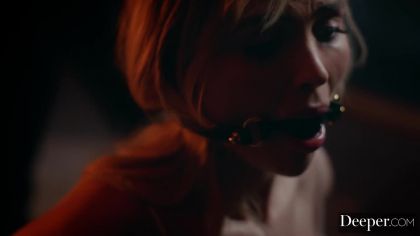 Красивая девушка даёт без лишних разговоров №1