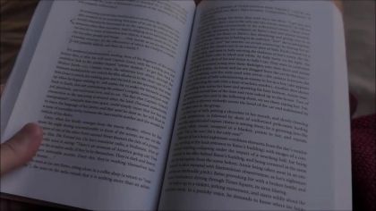 Малышка с очень гостеприимной промежностью №1