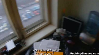 Девка отвлекает парня программиста стриптизом и классным сексом №4