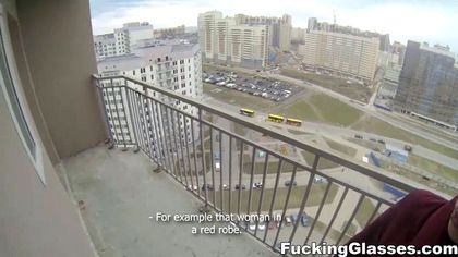 Турист в парке выебал в горло и анус незнакомку в бордовой куртке №5