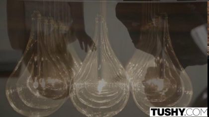 Молодую телку трахает в анал зрелый мужик с крепким членом №1