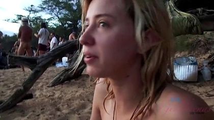 Девушка наслаждается и фистингом, и вагинальным сексом с мужем №2