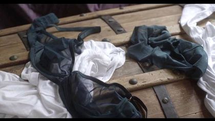 Пацан все утро трахает до кончи двух худых соседок и наслаждается жизнью №3