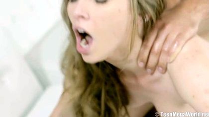 Бородатый студент раком натянул на член с крупной головкой стройную подругу №6